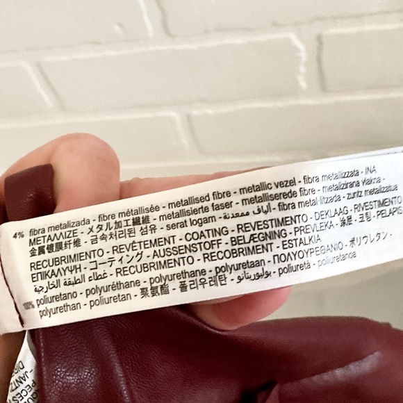 Zara Mini Skirt Vegan Leather Dark Red Wine/Burgundy Gold A-line Like new XS - Picture 11 of 16